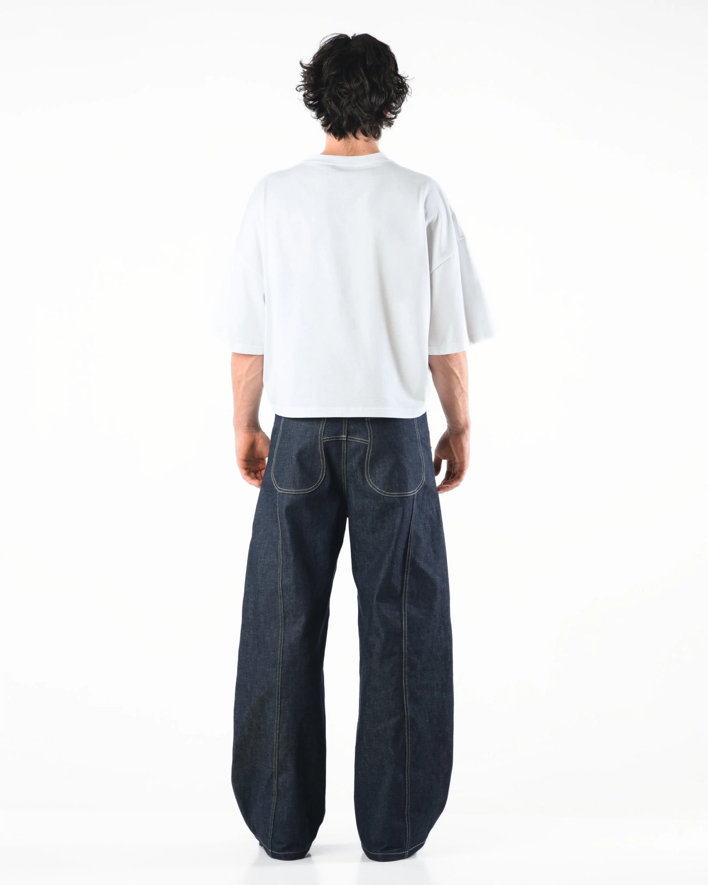 THE FOLK FIT TEE