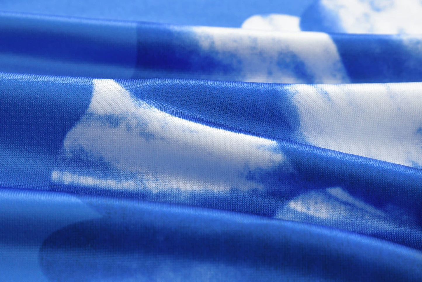 Anzugset, geblümtes Kleid mit V-Ausschnitt