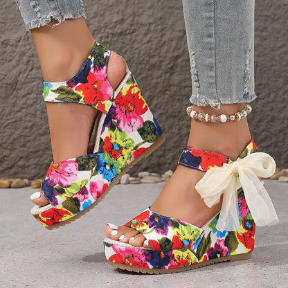 Bequeme Damensandalen von RZSMTYA