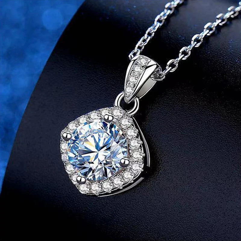 Aiternity Moissanite Nyaklánc