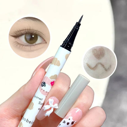 Wasserfester Flüssig-Eyeliner