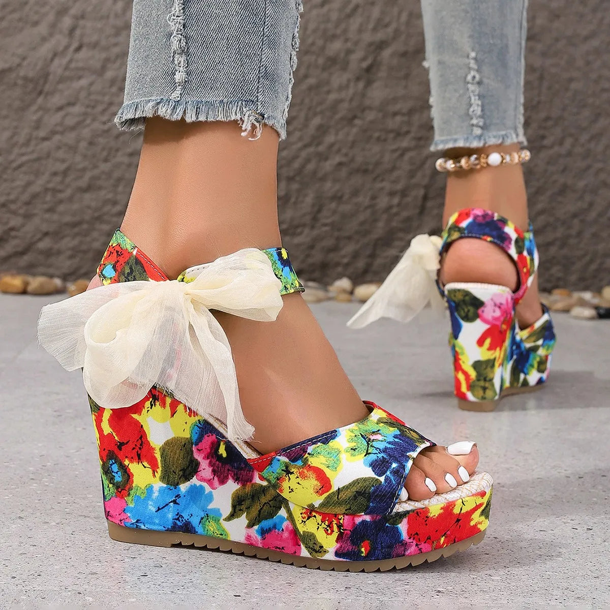 Bequeme Damensandalen von RZSMTYA
