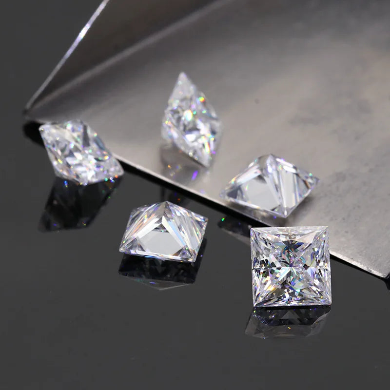 Aiternity Moissanite D Szín