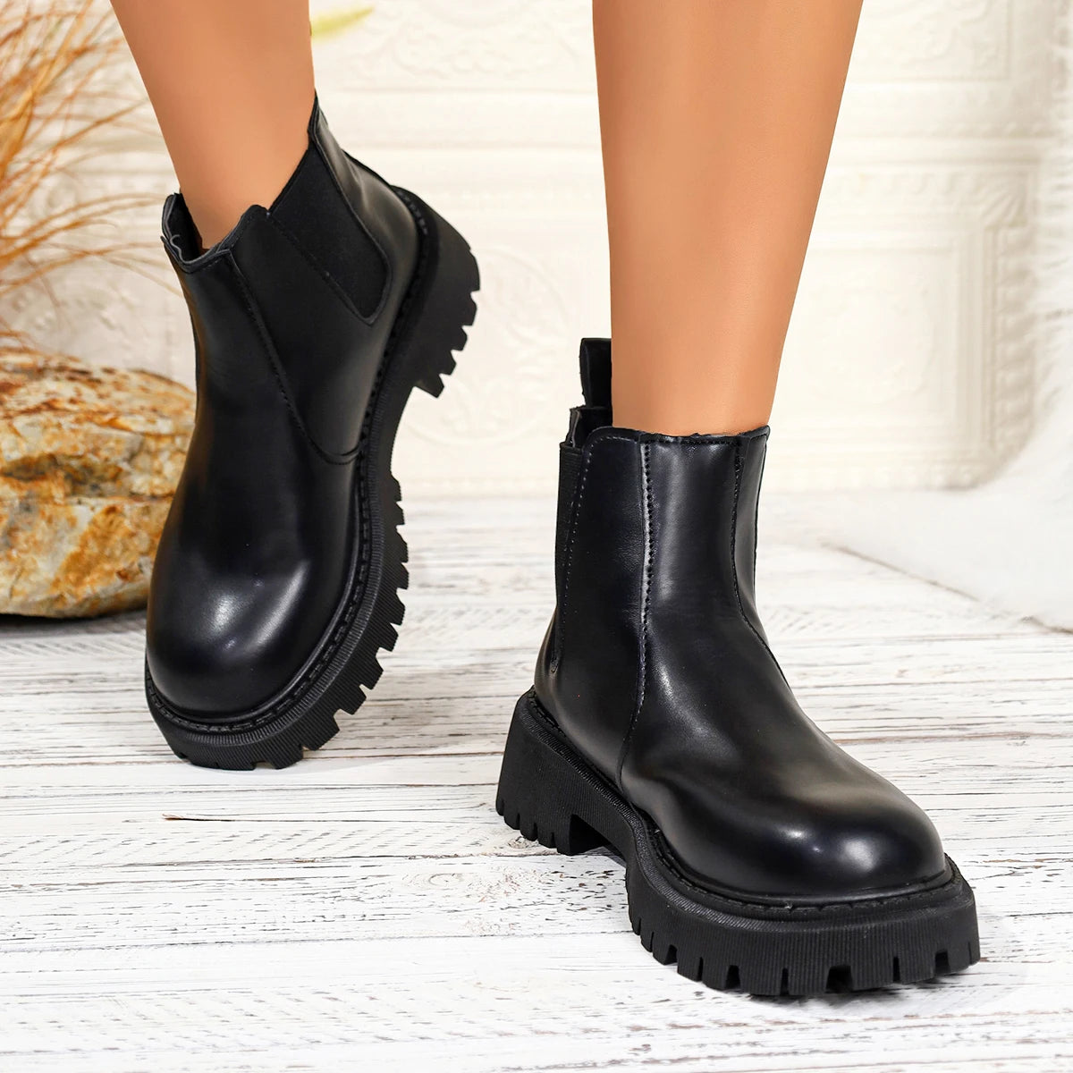 PU-Ankle-Schuhe mit quadratischem Absatz