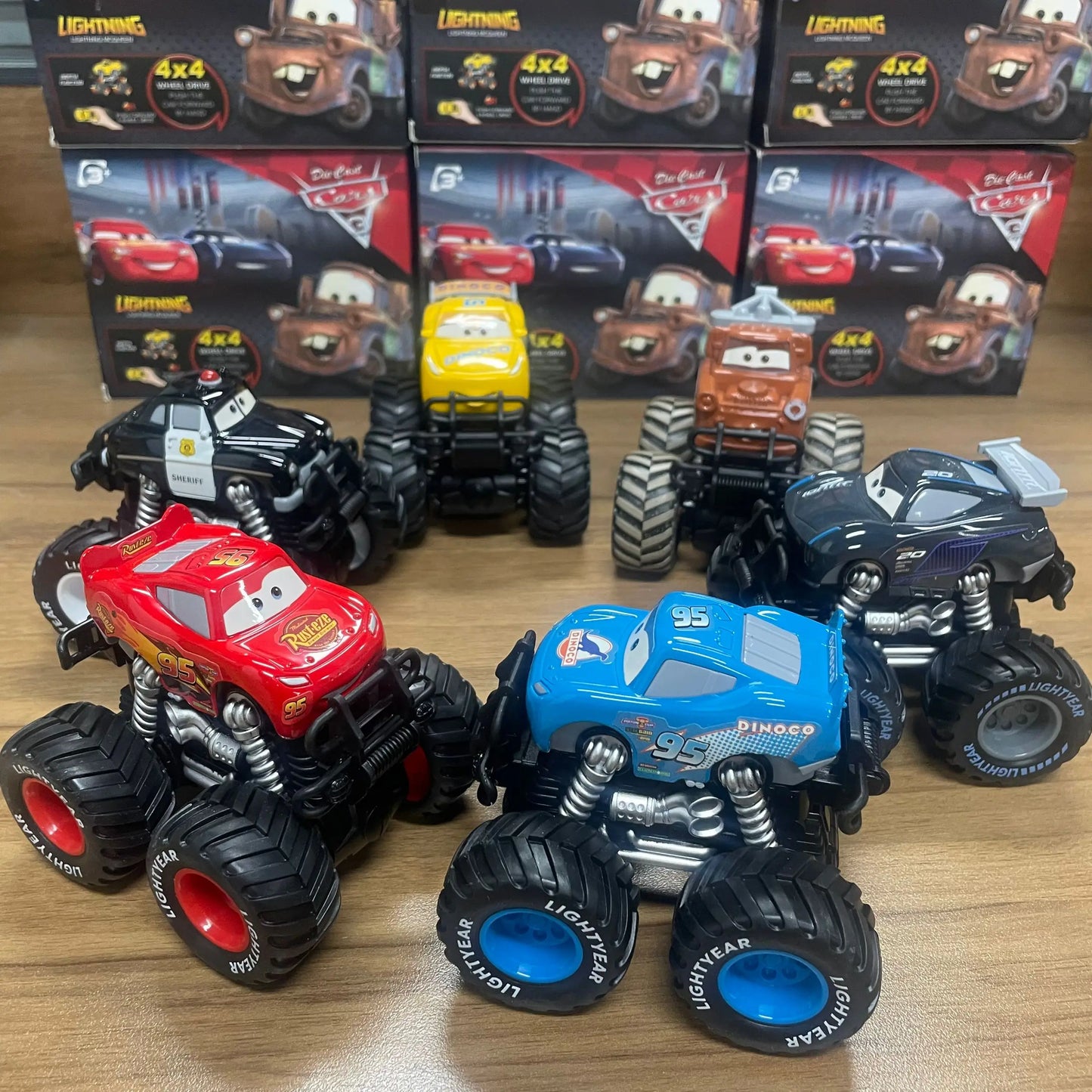Takara Tomy Disney Cars Húzó