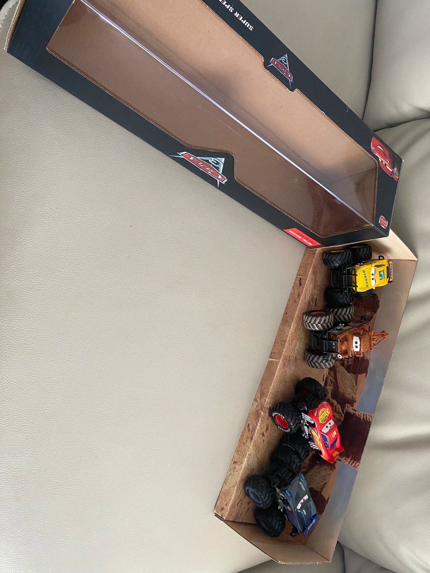 Takara Tomy Disney Cars Húzó