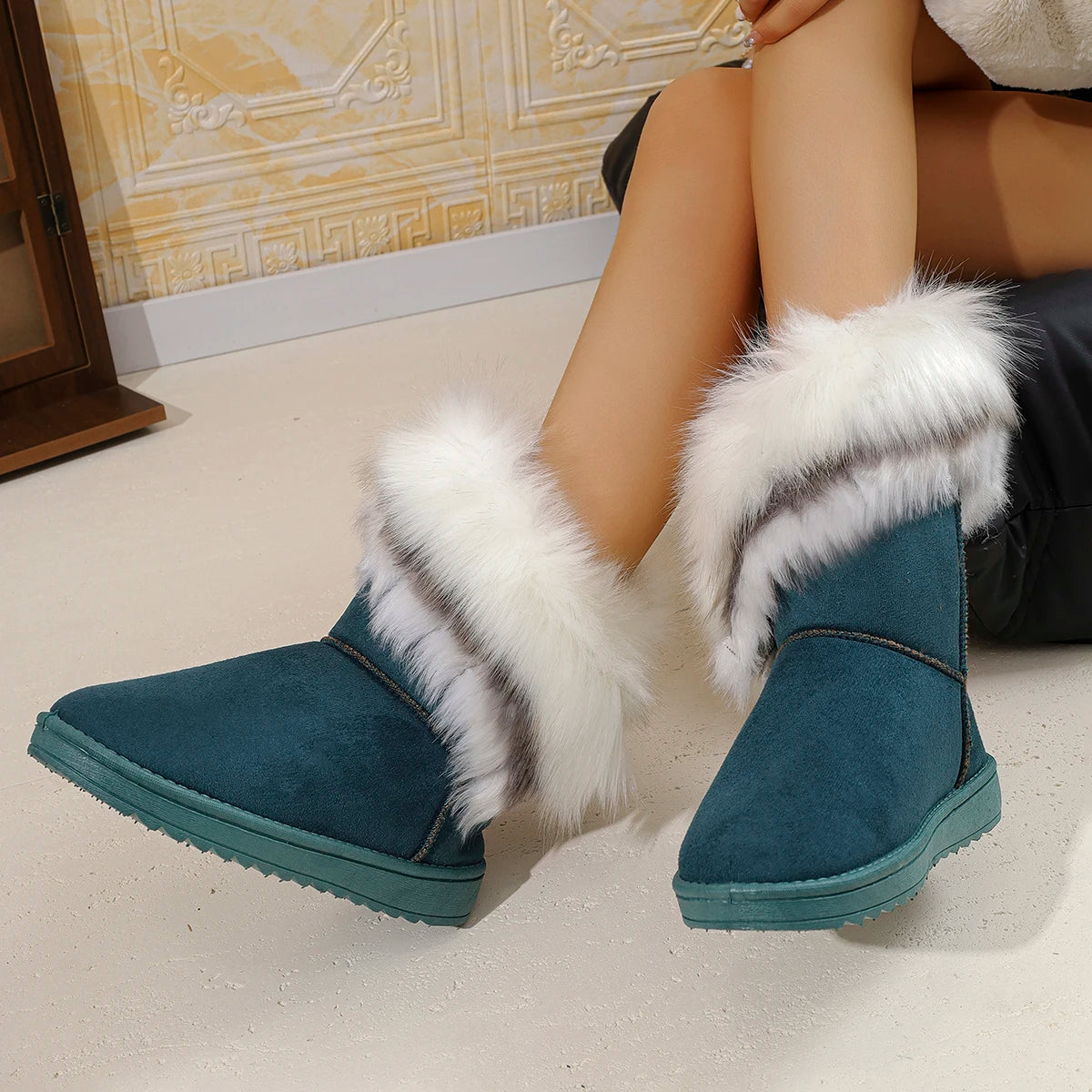 Bequeme Stiefel mit Flockobermaterial