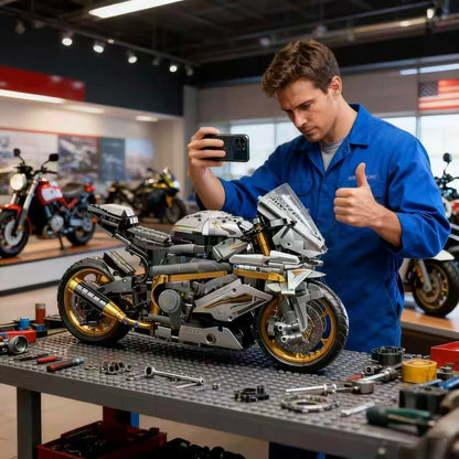 Platina Motorkerékpár Építő Szett 2456 Db - Mechanikus Transzmisszióval és Mozgó Hengerrel, Asztali Kiállítási Projekt
