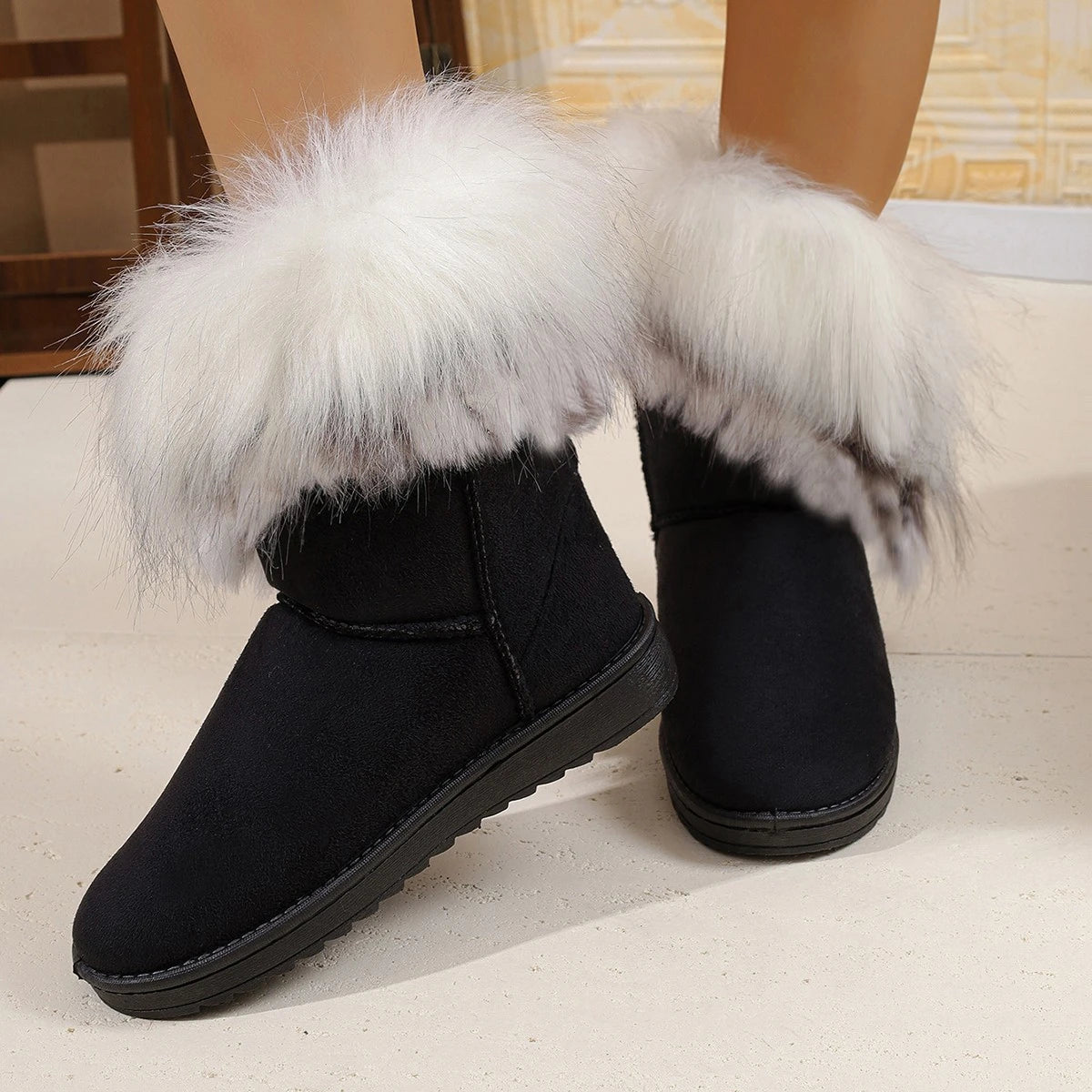 Bequeme Stiefel mit Flockobermaterial