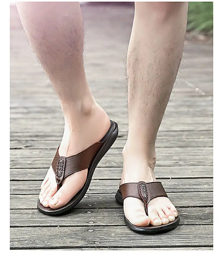 Herren-Flip-Flops aus Leder – Atmungsaktive Sommersandalen vom Designer