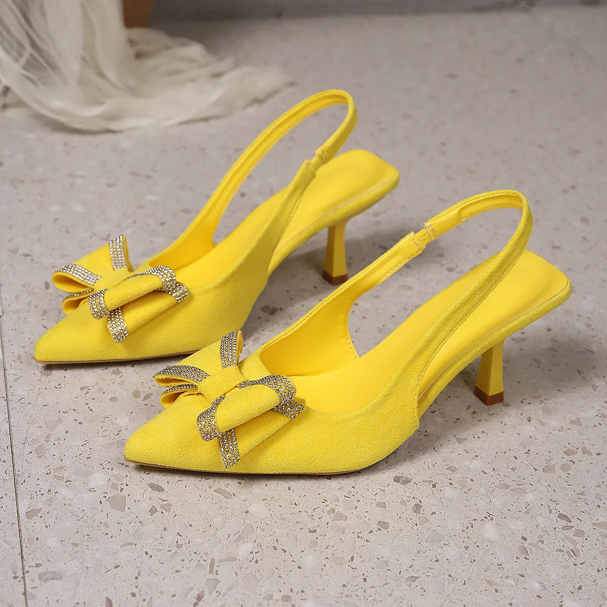 Bequeme PU-Sandalen