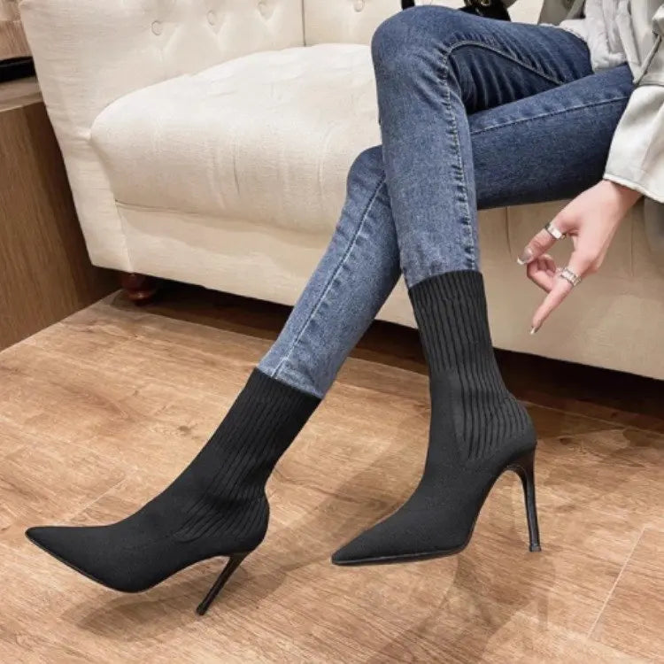 Schuhe Stiefeletten mit dünnem Absatz
