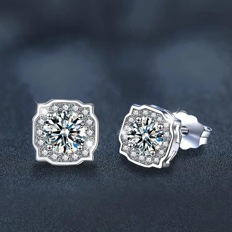 Moissanite Fülbevaló Aiternity