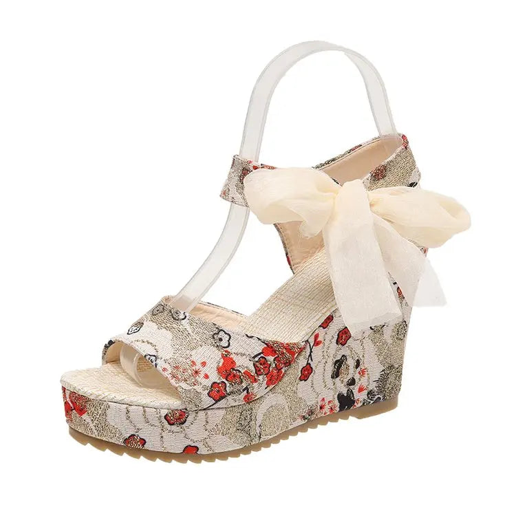 Bequeme Damensandalen von RZSMTYA