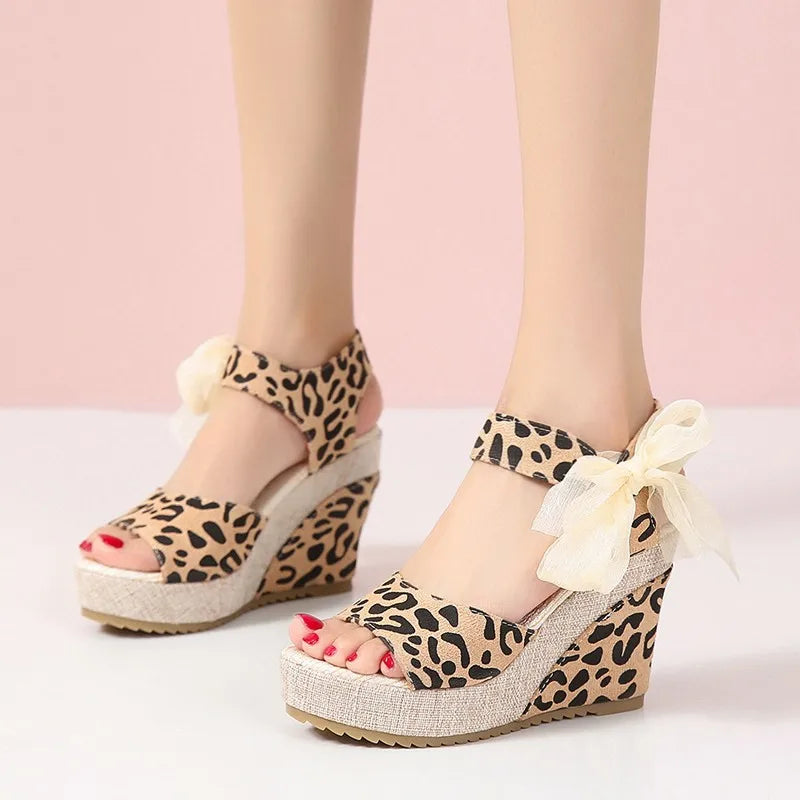 RZSMTYA Damen-Sandalen hoch