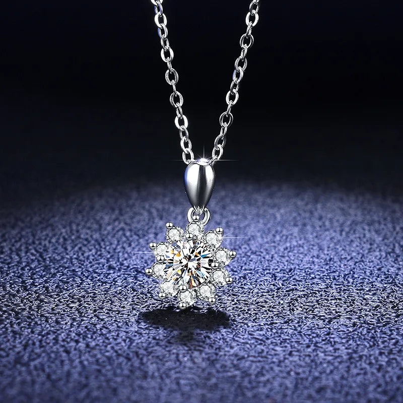 Moissanite Medál Aiternity 925