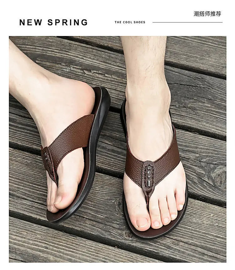 Herren-Flip-Flops aus Leder – Atmungsaktive Sommersandalen vom Designer