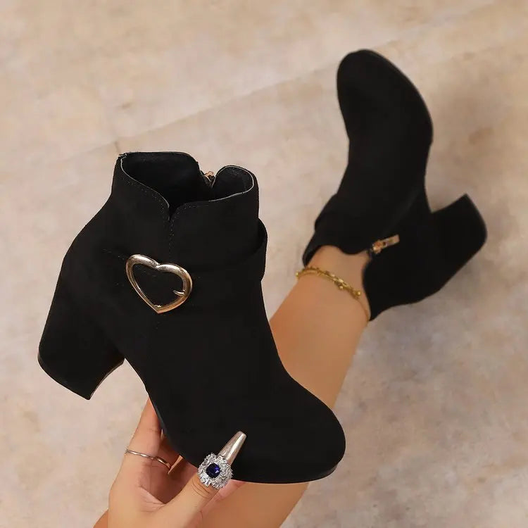 Stiefeletten mit beflocktem, quadratischem Absatz