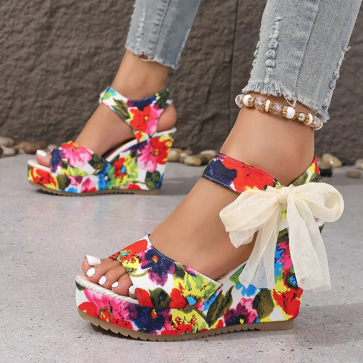 Bequeme Damensandalen von RZSMTYA