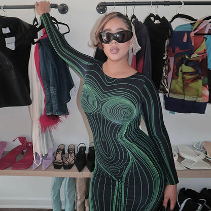 Damenkleid mit offenem Rücken
