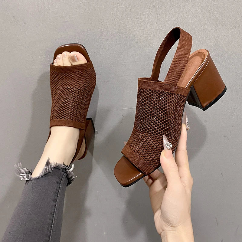 Bequeme Damensandalen von RZSMTYA