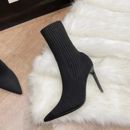 Schuhe Stiefeletten mit dünnem Absatz