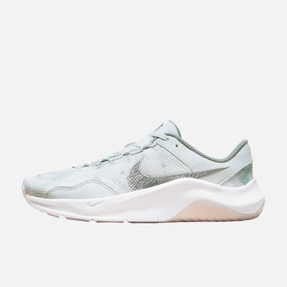 Nike Legend Essential 3 Next Nature Premium