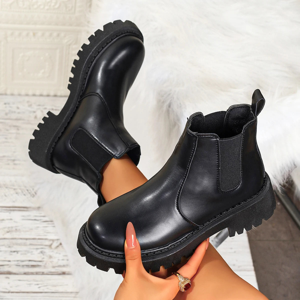PU-Ankle-Schuhe mit quadratischem Absatz